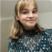 étudiante, lycée avec section internationale britannique, donne cours d’anglais jusqu’à la Terminale